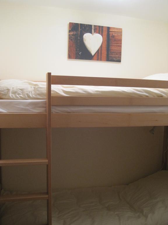 Apartment Le Cristal 2 *